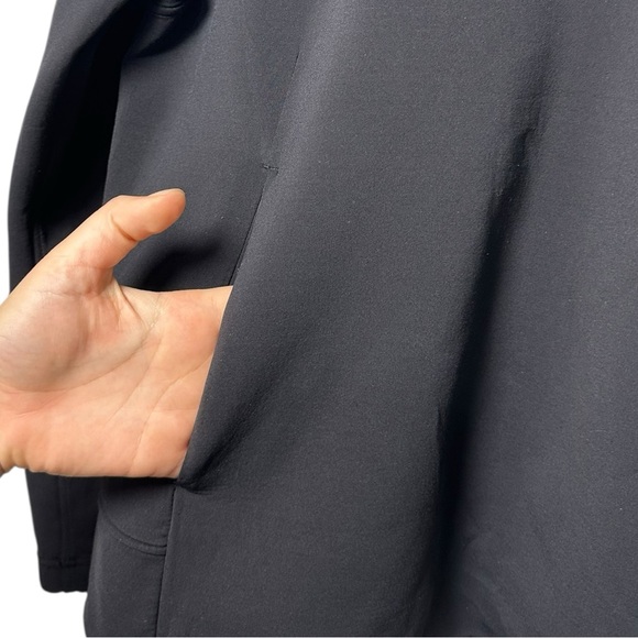 Lululemon Black Soft Pullover On Track Crewneck Kangaroo Pocket Size 12 - Picture 5 of 7